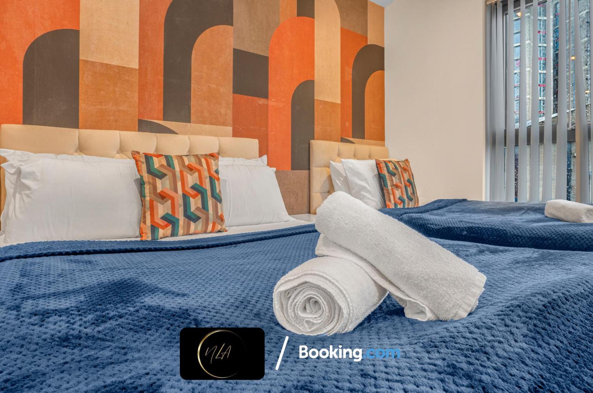 City Centre Apartment With Free Parking, 2 Bathrooms, Netflix And Wifi - Suitable For Contractors And Families - By Noor Luxury Accommodations Birmingham Exterior photo